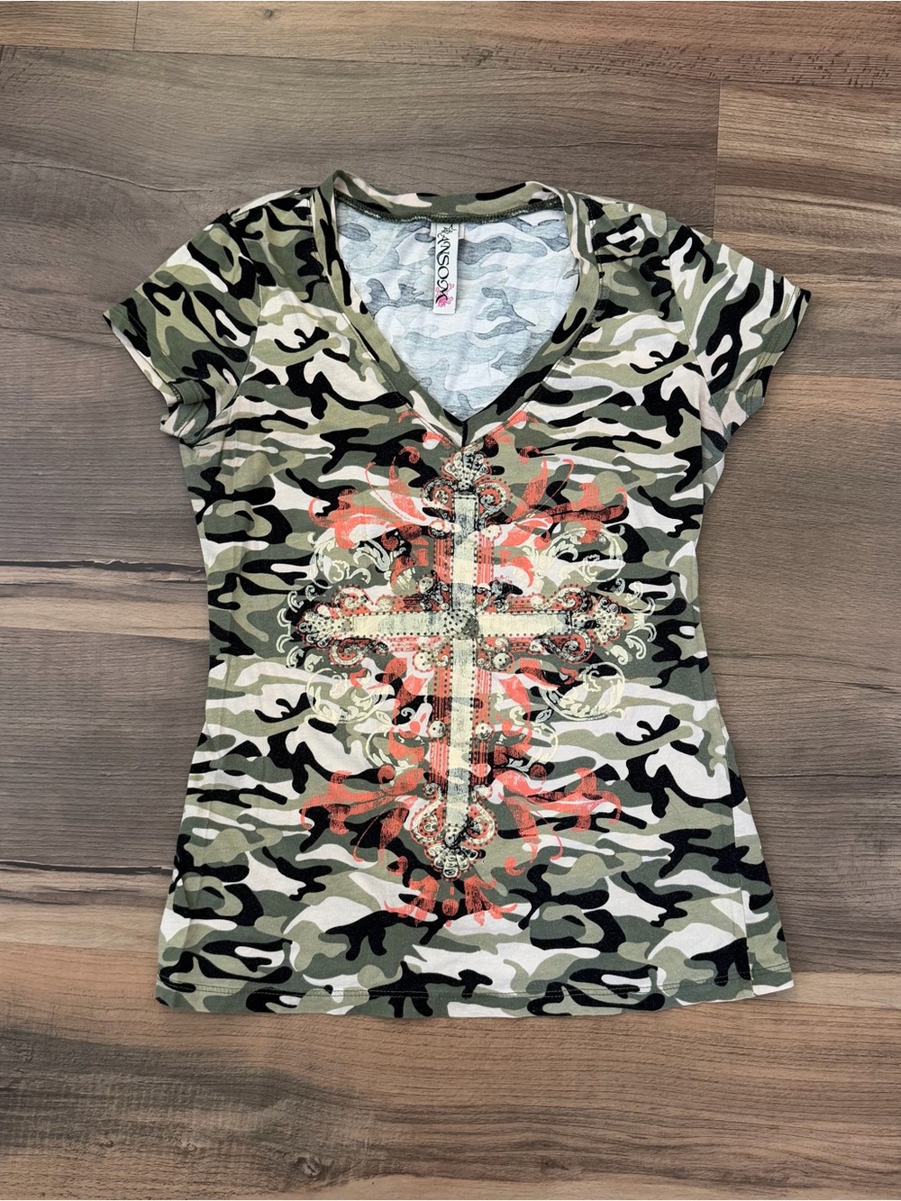 Y2K Ransom Junior's Camo Gothic Cross  V-Neck Tee Size Medium